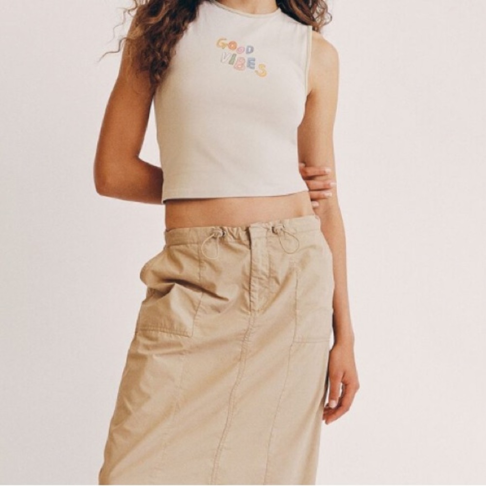 Cotton on good vibes fitted graphic tank